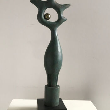 Sculpture intitulée "Bird and Star" par Martín Duque, Œuvre d'art originale, Bronze