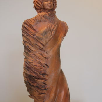 Sculpture titled "Hera" by Martine France Moreau, Original Artwork, Terra cotta