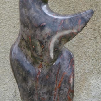 Escultura titulada "Scorpio" por Maryvonne Lorgeré, Obra de arte original, Piedra