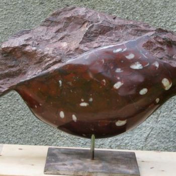 Скульптура под названием "Poisson 1" - Maryvonne Lorgeré, Подлинное произведение искусства, Камень