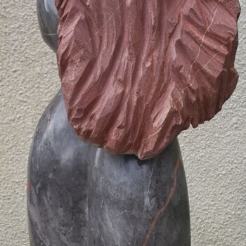 雕塑 标题为“Julie La Rousse” 由Maryvonne Lorgeré, 原创艺术品, 石