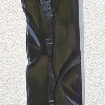 「Convergences」というタイトルの彫刻 Maryvonne Lorgeréによって, オリジナルのアートワーク, ストーン