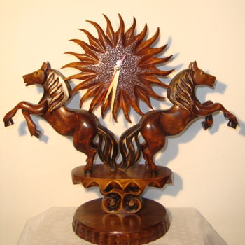 Scultura intitolato "Two horses with sun" da Angel Dobrev, Opera d'arte originale, Legno