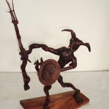 Escultura intitulada "Soldier of Darkness…" por Angel Dobrev, Obras de arte originais, Madeira