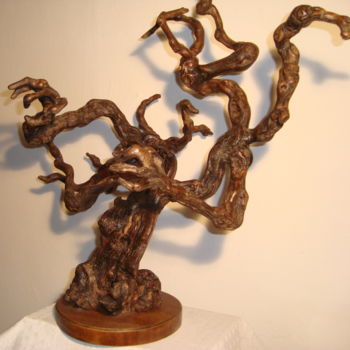 Skulptur mit dem Titel ""Ent"fantasy" von Angel Dobrev, Original-Kunstwerk, Holz