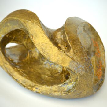 Sculpture intitulée "Golden météorite" par Mathieu Coutet, Œuvre d'art originale, Argile