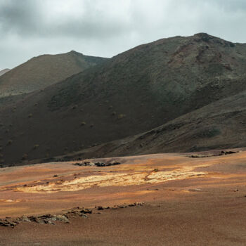 Photography titled "Volcano - Mountain…" by Matthieu Lê, Original Artwork, Digital Photography