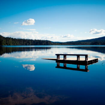 Photographie intitulée "Lac en Finlande" par Matthieu Marcé, Œuvre d'art originale, Photographie numérique