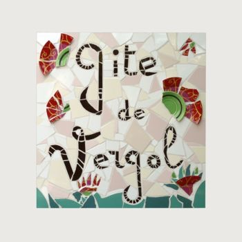 「panneau_gite_vergol…」というタイトルの彫刻 Maud Swalotによって, オリジナルのアートワーク