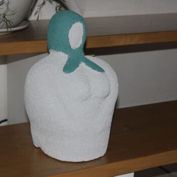 Sculpture intitulée "Mémé au foulard" par Max Bernard, Œuvre d'art originale