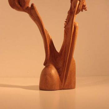 Sculpture titled "Lache moi !" by Max Bernard, Original Artwork, Wood