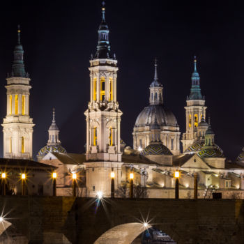 Photographie intitulée "Pilar de Zaragoza" par Max Bauwens, Œuvre d'art originale