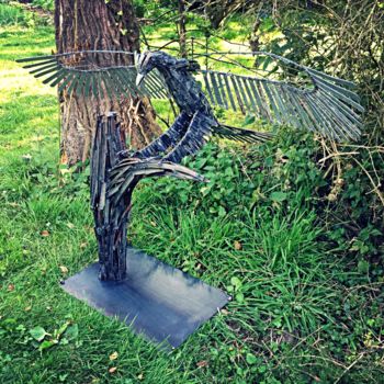 Sculpture titled "Le rapace" by Madier, Original Artwork