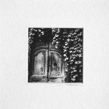 Fotografia zatytułowany „La porte de Conques” autorstwa Maxime Tauban, Oryginalna praca, Fotografia cyfrowa