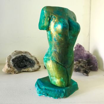 Sculptuur getiteld "Sculpture Woman II" door Maxine Martin, Origineel Kunstwerk, Gips