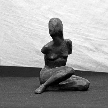 Скульптура под названием "Nude" - Maxim Mukhaev, Подлинное произведение искусства, Литьё