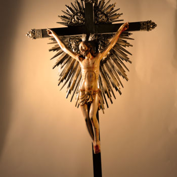 Escultura titulada "Cristo" por Carolina Silva, Obra de arte original, Madera