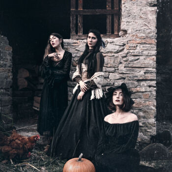 Fotografía titulada "Les sorcières" por Melancholya, Obra de arte original, Fotografía digital