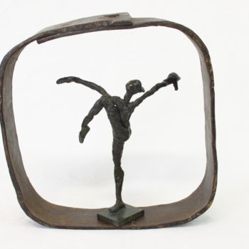 Sculpture titled "L'Envol" by Messapi, Original Artwork, Bronze