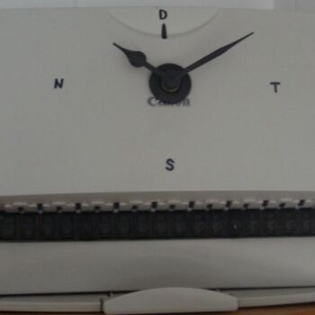제목이 "Reloj impresora"인 미술작품 Mi-Guel로, 원작