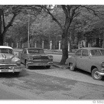 "3 oldtimer in Havan…" başlıklı Fotoğraf Michael Schultes tarafından, Orijinal sanat