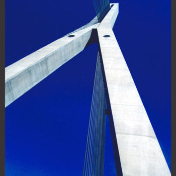 Photographie intitulée "Pont suspendu" par Michel Galand, Œuvre d'art originale