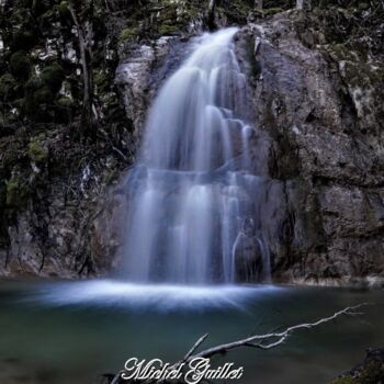 Photography titled "Cascade du Bugey" by Michel Guillet, Original Artwork, Non Manipulated Photography