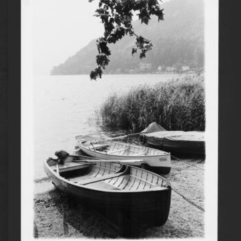 Photographie intitulée "Barques" par Michel Jegerlehner, Œuvre d'art originale, Photographie argentique
