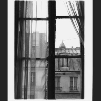 Photographie intitulée "Le rideau" par Michel Jegerlehner, Œuvre d'art originale, Photographie argentique
