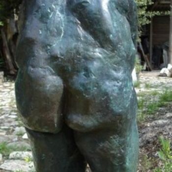 Skulptur mit dem Titel "Sous la douche -" von Michel Moskovtchenko, Original-Kunstwerk, Metalle
