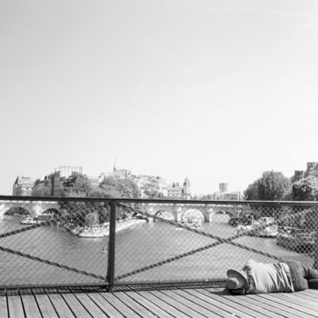 Photographie intitulée "Pont de Paris" par Michel Poirier, Œuvre d'art originale, Photographie numérique