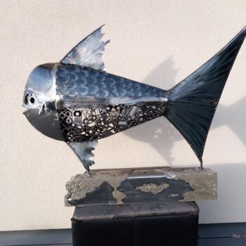 Sculpture titled "poisson 2" by Michel Vasseur, Original Artwork, Metals