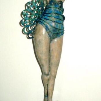 Sculpture titled "La meneuse de revue" by Micheldejos, Original Artwork