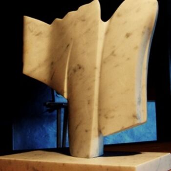 Скульптура под названием "Marbre de Carrare "…" - Michèle Radix, Подлинное произведение искусства