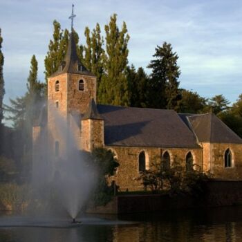 Photographie intitulée "Chapelle de Jehay" par Michelle Jaegers-Delagrange, Œuvre d'art originale