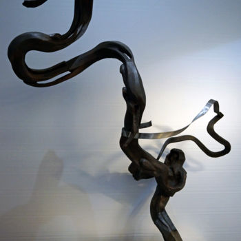 Escultura intitulada "dominatrice-2016-1.…" por Michel Neuville, Obras de arte originais
