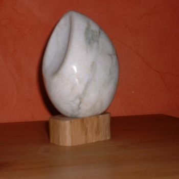 Sculpture titled "oeuf" by Michel Thevenet, Original Artwork, Stone