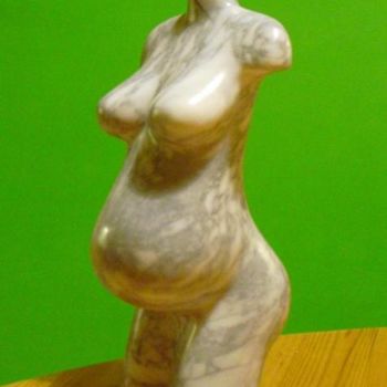 Sculpture titled "maternité" by Michel Thevenet, Original Artwork, Stone