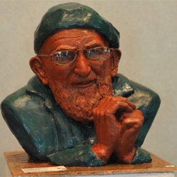 Sculpture titled "l'abbé pierre" by Joelle Michenet, Original Artwork, Terra cotta