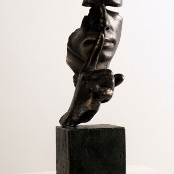 Sculpture intitulée "Calm and silence" par Miguel Guía, Œuvre d'art originale, Bronze