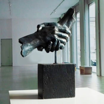 Sculpture titled "Friendship" by Miguel Guía, Original Artwork, Bronze