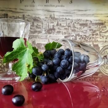 Photographie intitulée "Grapes and wine" par Miguel Marques, Œuvre d'art originale, Photographie numérique