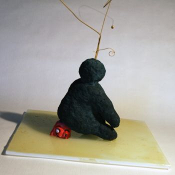 Sculpture titled "Camille n°3-08" by Mike Chanfreut (Mikee), Original Artwork, Paper maché