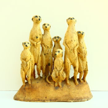 Skulptur mit dem Titel "les suricates" von Milan Rakic, Original-Kunstwerk, Keramik