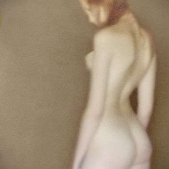 Photographie intitulée "Posture" par Miodrag Aubertin, Œuvre d'art originale