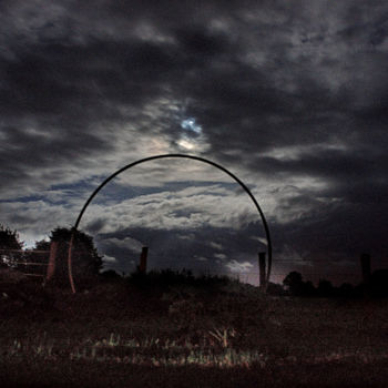 Photographie intitulée "Nuages de nuit" par Miodrag Aubertin, Œuvre d'art originale