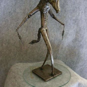 Sculpture titled "Présence 2" by Carlos Miranda, Original Artwork, Metals