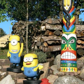 Sculpture titled "Minions et totem" by Mirèo, Original Artwork