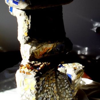 Escultura titulada "Totem" por Mirta García Miraglia, Obra de arte original, Otro