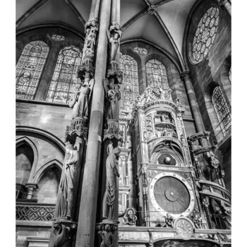 Fotografía titulada "Cathedral Notre-Dam…" por Michaël B. (mkb_9t), Obra de arte original, Fotografía digital